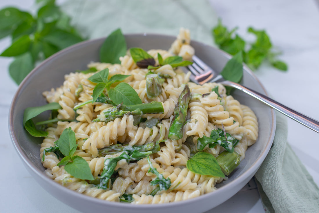 Creamy Mushroom & Asparagus Pasta - Petits Tresors
