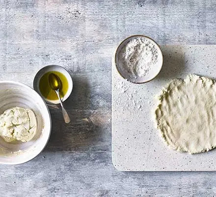Gluten Free Pizza Dough Recipe: A Complete Guide with Premium Flours - Petits Tresors